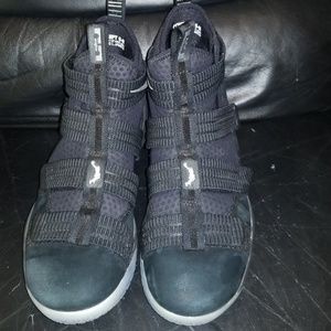 LeBron Soilder 11 Limited